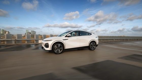 Xpeng G6 RWD Long Range Electric Vehicle  SUV EV Electric Car with a motorpower of 210kw RWD driving & 490km Range