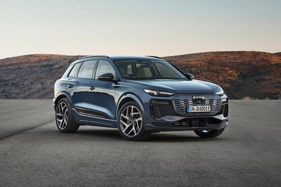 Long claimed range with super fast 270kw charging & generous equipment at Audi Q6e-tron pure electric vehile 285kw power
