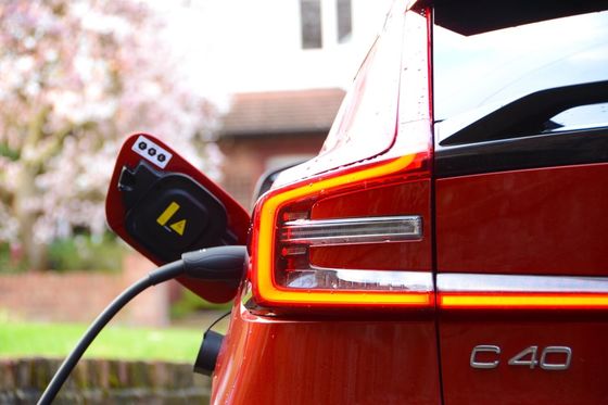 All Round EV Volvo EC40 Ultimate Twin Motor With WLTP 326Miles 4.7sec Acceleration Of 0-62mph 408hp Motor Horsepower