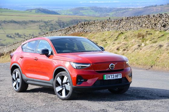 All Round EV Volvo EC40 Ultimate Twin Motor With WLTP 326Miles 4.7sec Acceleration Of 0-62mph 408hp Motor Horsepower