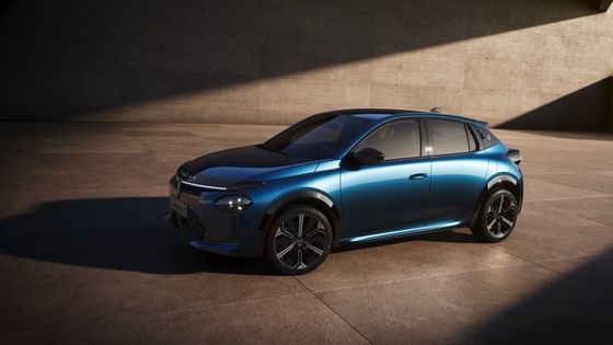 Limited First Electric Car Of Lancia Ypsilon With Front Mounted Motor For 154 Horsepower And 260 N.m