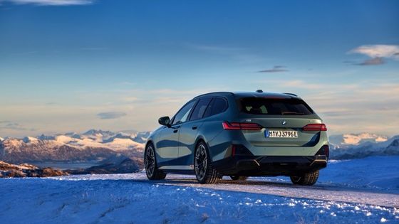 Newest ev car matching 84.4kWh battery 329miles range with 335bhp/430Nm at BMW i5 Touring eDrive40 single speed RWD