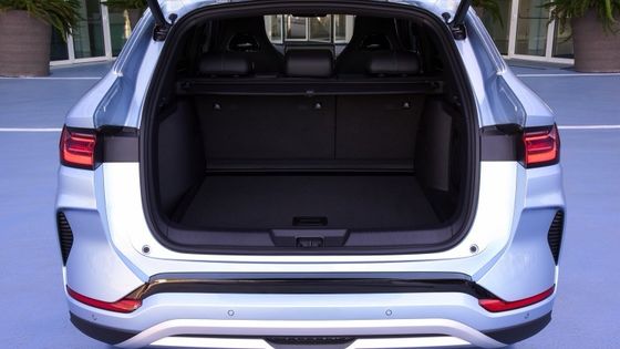 FWD 1.5L Engine At BYD SEAL U DM-i PHEV Electric Car With Electric Motor 18.3kwh Battery Maximum Power 214bhp