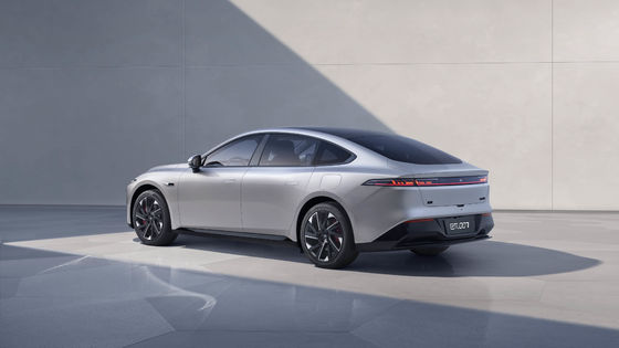 2024 Powerful Dongfeng Eπ 007 200Pro EREV 200km CLTC 160kw Motorpower 310N.m Torque With 7.2s 0-100km/h Acceleration