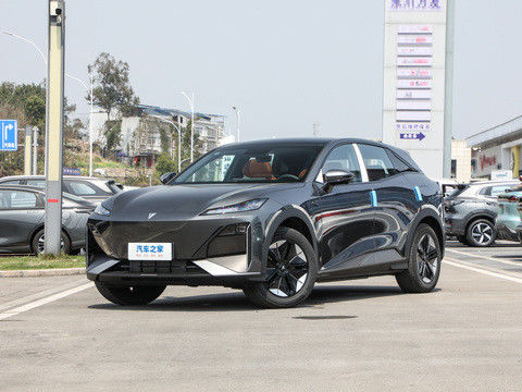 Newest HUAWEI System DEEPAL S07 2024 EREV with 121km CLTC0.5h Fast Charging Time 175kW Maximum Power 320N.m Torque