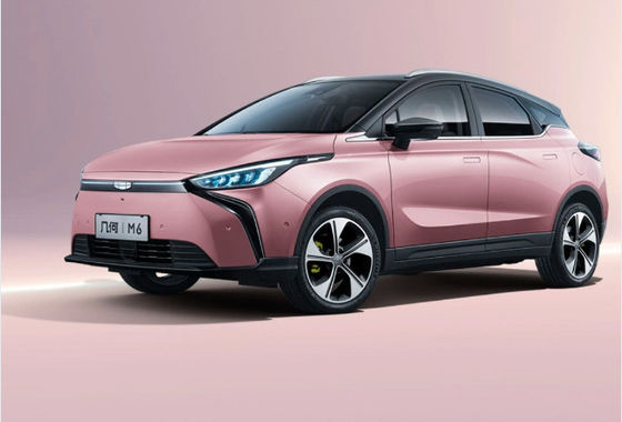 450km / 580km Long Range EV SUV Geely Geometry M6 Luxury 5 Seater Electric SUV
