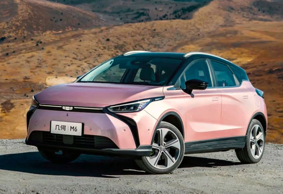 450km / 580km Long Range EV SUV Geely Geometry M6 Luxury 5 Seater Electric SUV