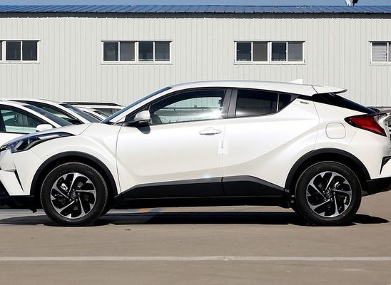 Toyota Izoa Pure Electric Cars Nedc 400km EV Cars SUV 54.3kwh 150kw 300nm 204HP
