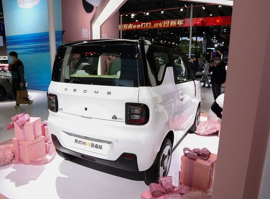 Geely Panda Mini EV Cars 4 Seats Hatchback Electric New Energy 120km NEDC