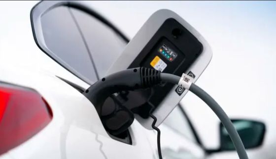 Newest and all-wheel drive at BMW i4 dual electric motors power&hatchback trunk available
