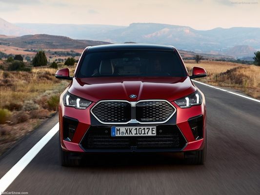 Hot Sale Long Range Electric Car 2024 for BMW IX2 449Km High Speed Auto new energy car