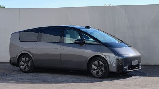 Presale 2024 Li AutoMega 7seats luxury ev car 4WD New Energy Vehicle larger passenger mpv high speed electric car