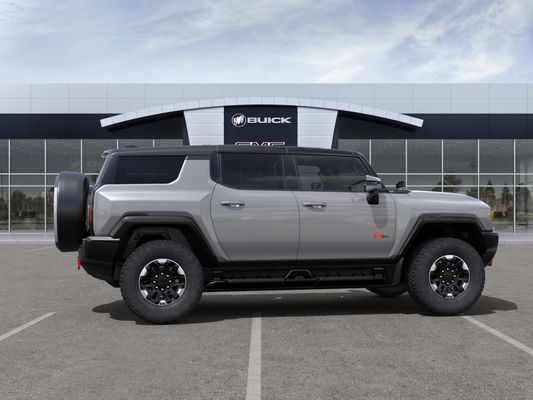 2024 GMC Hammer EV 2X with Insanely quick 60mph hits in 3.3s range of 381miles and 570 hp dual motor AWD