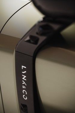 Link&Co 08 new energy car medium SUV with  Long range 120km PHEV 190maximum speed