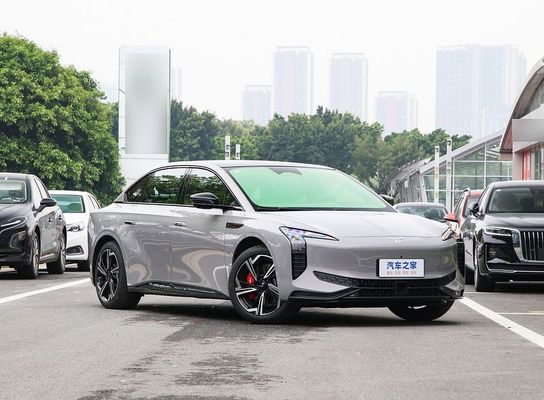 Pure Electric Vehicle China Famous Brand Hongqi EH7 2024 600km Pro With 600km Long Range And 4doors/5seats Sedan