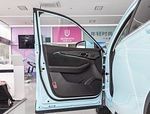 Skyworth 2024 HT-i II SUV Electric And Hybrid Car With 1.5L Engine 205km MAX Range Left Steering Light Interior Dark Col