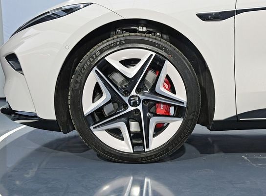 Pure Electric Vehicle Feifan F7 Comes With Free Battery Charging And Swapping For Life 500km RWD Drivetrain Electric Car