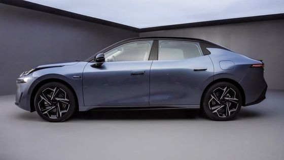 Today Newest Lanched LYNK& CO 07 EM-P 126km Long Range Pro PHEV 160 KW Electric Motor & 350N.m Torque New Energy Vehicle