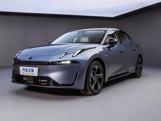 Today Newest Lanched LYNK& CO 07 EM-P 126km Long Range Pro PHEV 160 KW Electric Motor & 350N.m Torque New Energy Vehicle