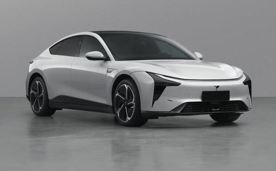 Hottest Beijingauto Show Jiyue07 200kw Motorpower 27w；.S PURE ELECTRIC CAR With Top Speed At 200km/h