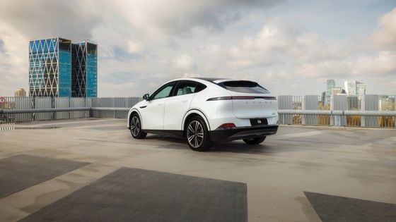 Xpeng G6 RWD Long Range Electric Vehicle  SUV EV Electric Car with a motorpower of 210kw RWD driving & 490km Range