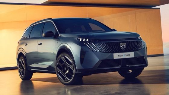 Presale 2024 Peugeot E-5008 SUV 500km Range Topping 326 Horsepower (240 KW) Dual Motor AWD Pure Electric Vehicle