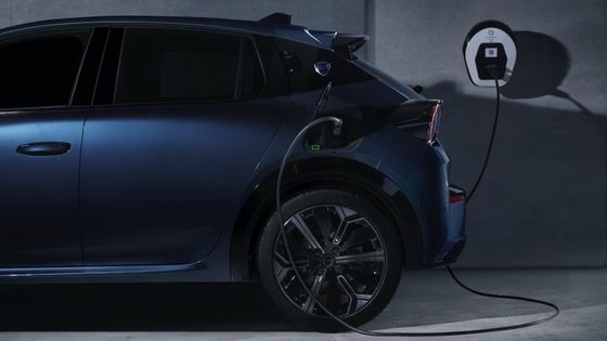 Limited First Electric Car Of Lancia Ypsilon With Front Mounted Motor For 154 Horsepower And 260 N.m