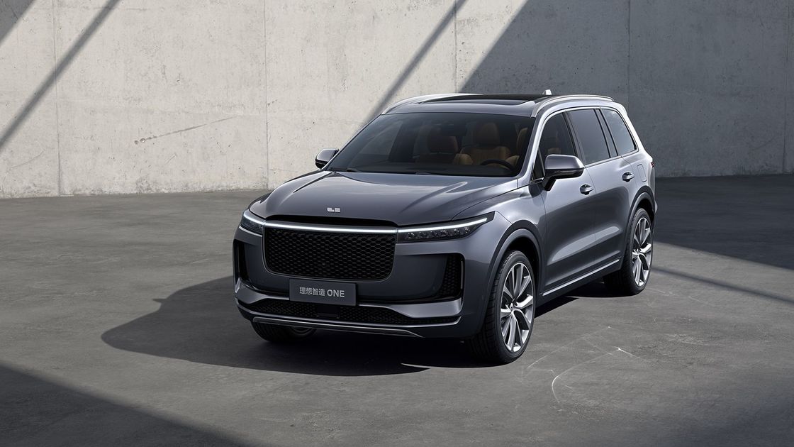 220km/h Plug In Hybrid SUV 700Km Range Four Screens Six Seater Electric Car