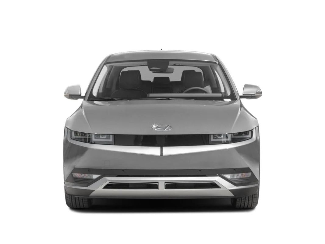 electric vehicle Hyundai Ioniq 5 with 478 motor power 84kwh battery capacity New engergy car