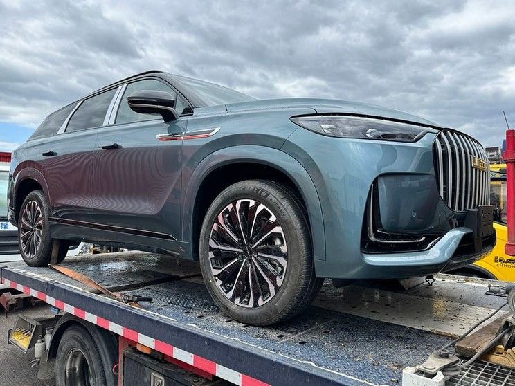 Chery Auto 2024 Newest PHEV Jaecoo J8 Medium Sized SUV 205km/h Top Speed 205km/h Top Speed Landed Now