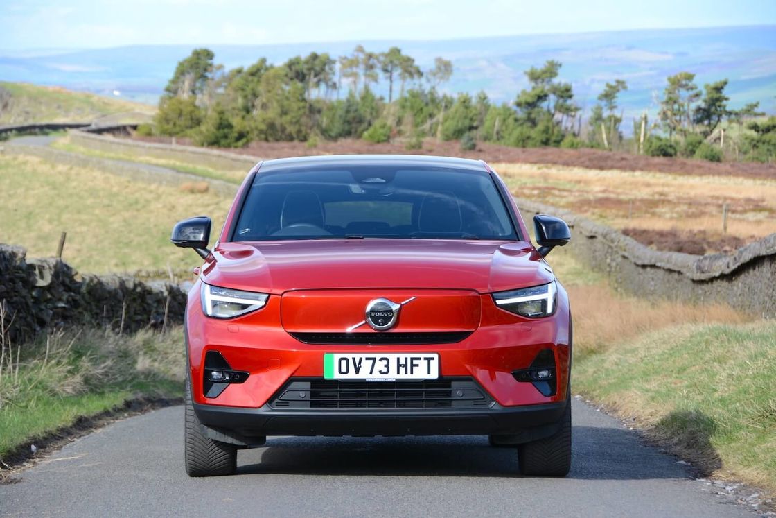 All Round EV Volvo EC40 Ultimate Twin Motor With WLTP 326Miles 4.7sec Acceleration Of 0-62mph 408hp Motor Horsepower