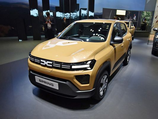 New Design Professional Dongfeng Renault Dacia Spring high speed electric car