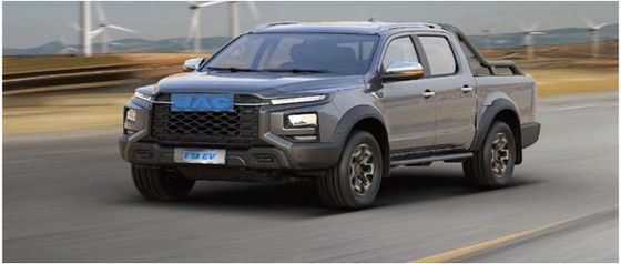 GVW 1105kgs Pure Electric Cars with Seating Capacity of 4-5 Seats and Macpherson Front Suspension